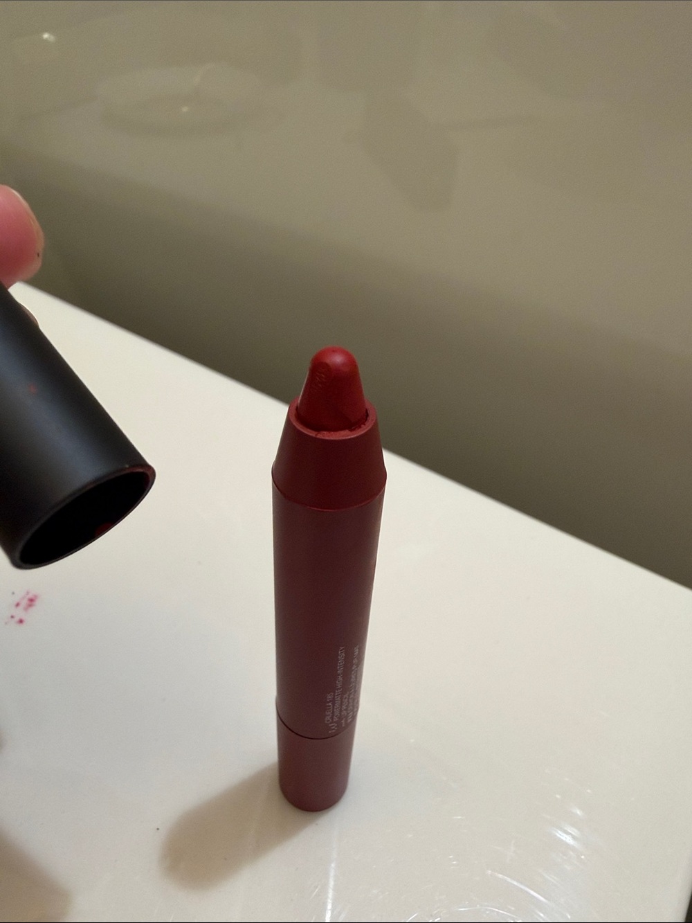 NARS Velvet Matte Lip Pencil — Cruella Deep Red - Picture 5 of 5